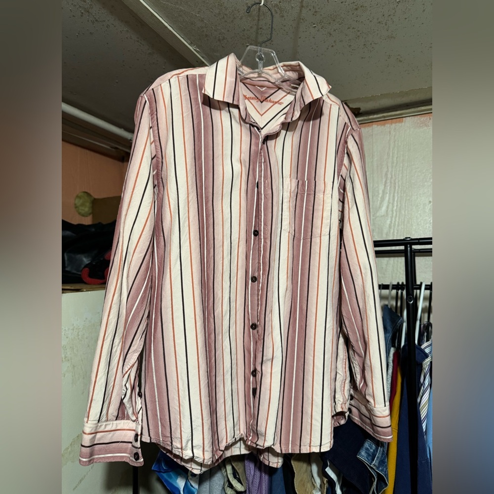 Tommy Bahama 100% Silk Button Up Shirt Mens Medium Striped Casual